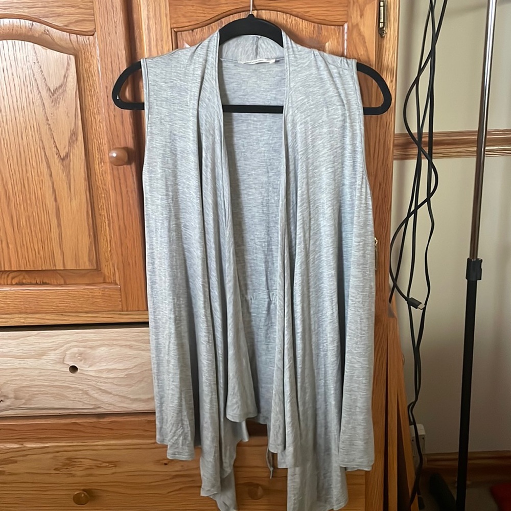 bluHeaven‎ women's soft small gray lightweight vest gathers in the back